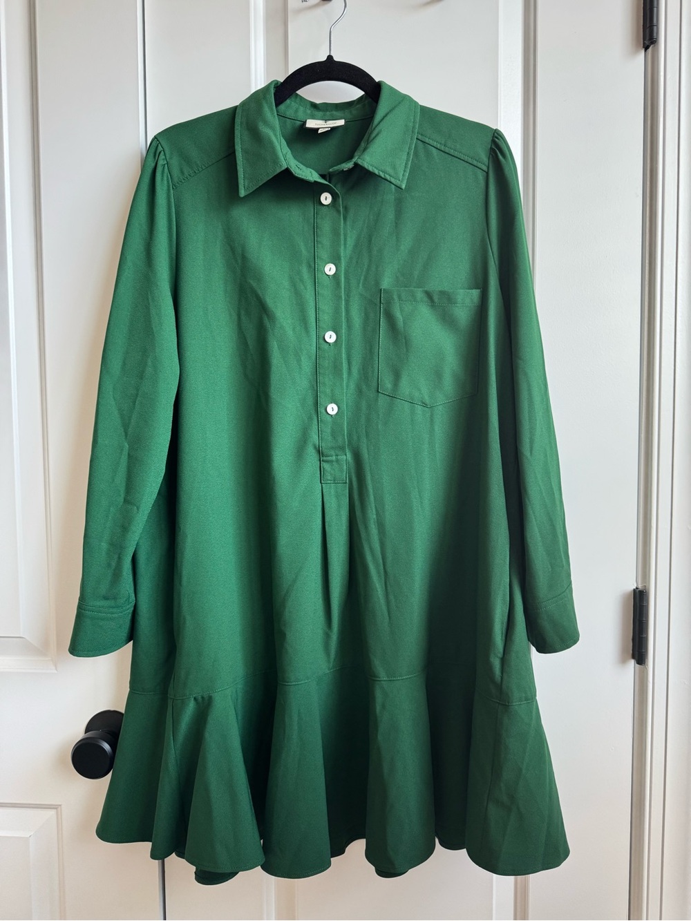Tuckernuck Large Emerald Green Crepe Drop Waist Ruffle Shirt Dress